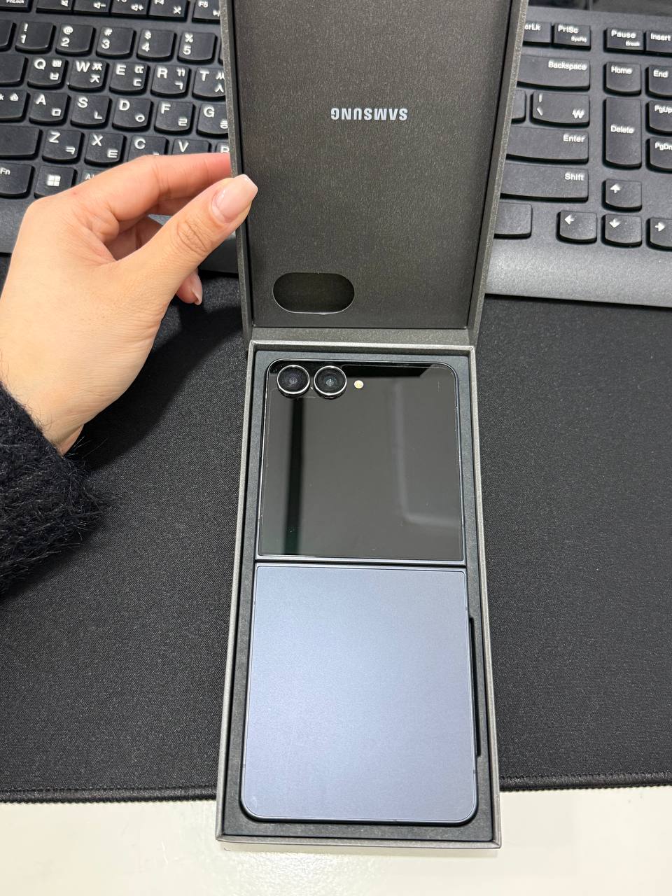 갤럭시Z플립7 블랙 256 Y1706