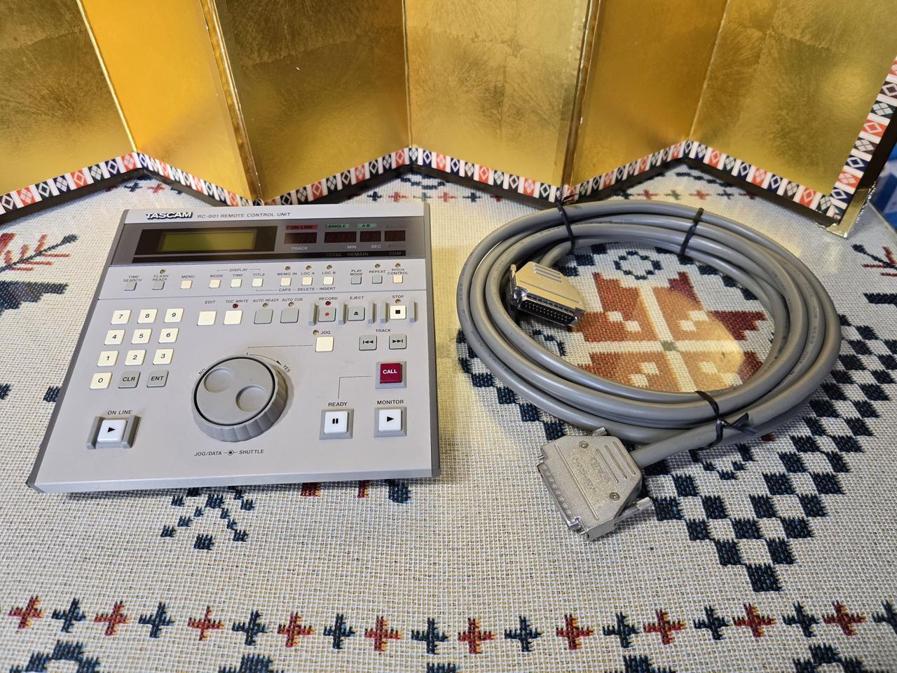 TASCAM RC-801 REMOTE CONTROL UNIT