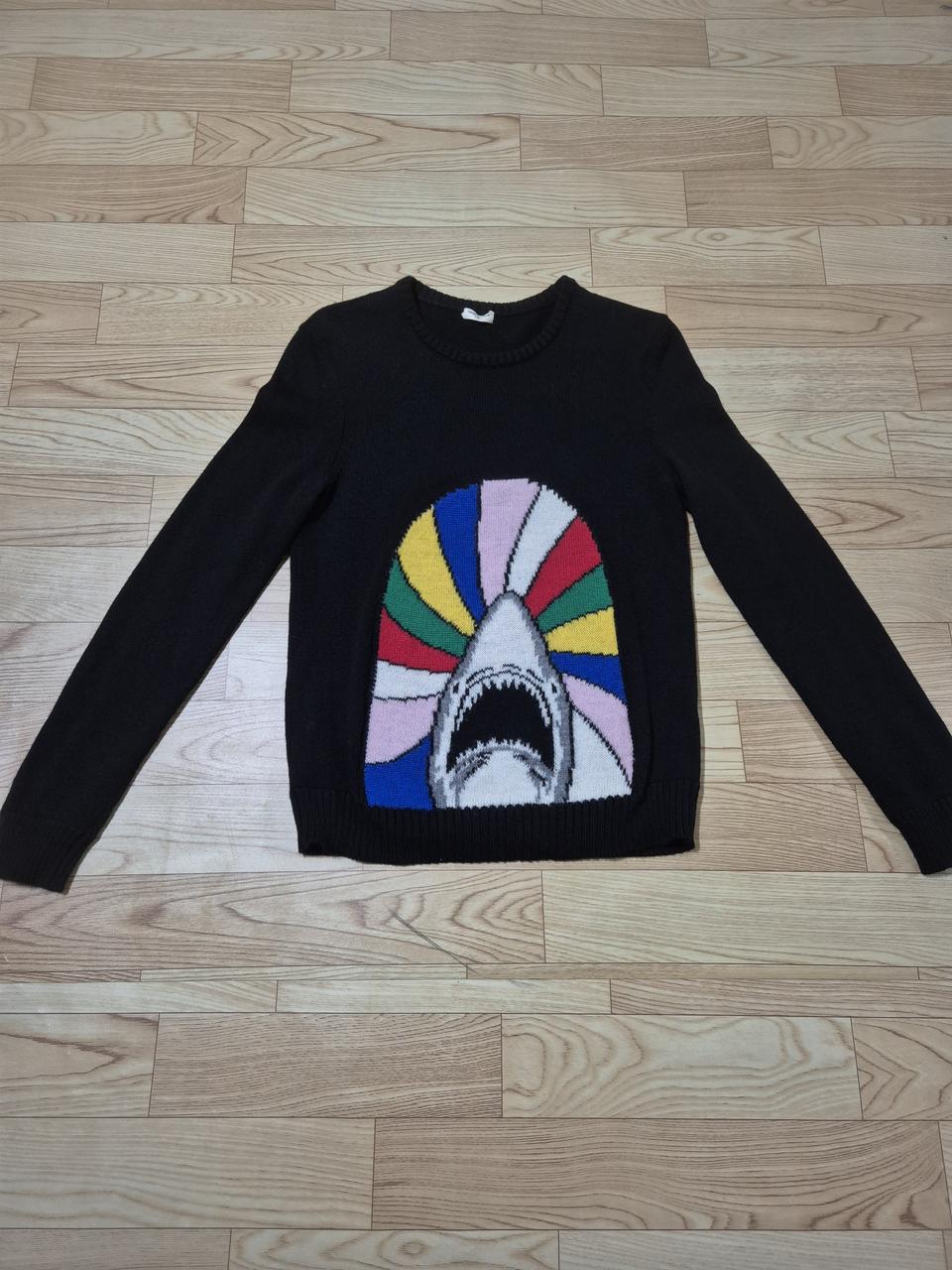 생로랑 니트 스웨터 샤크