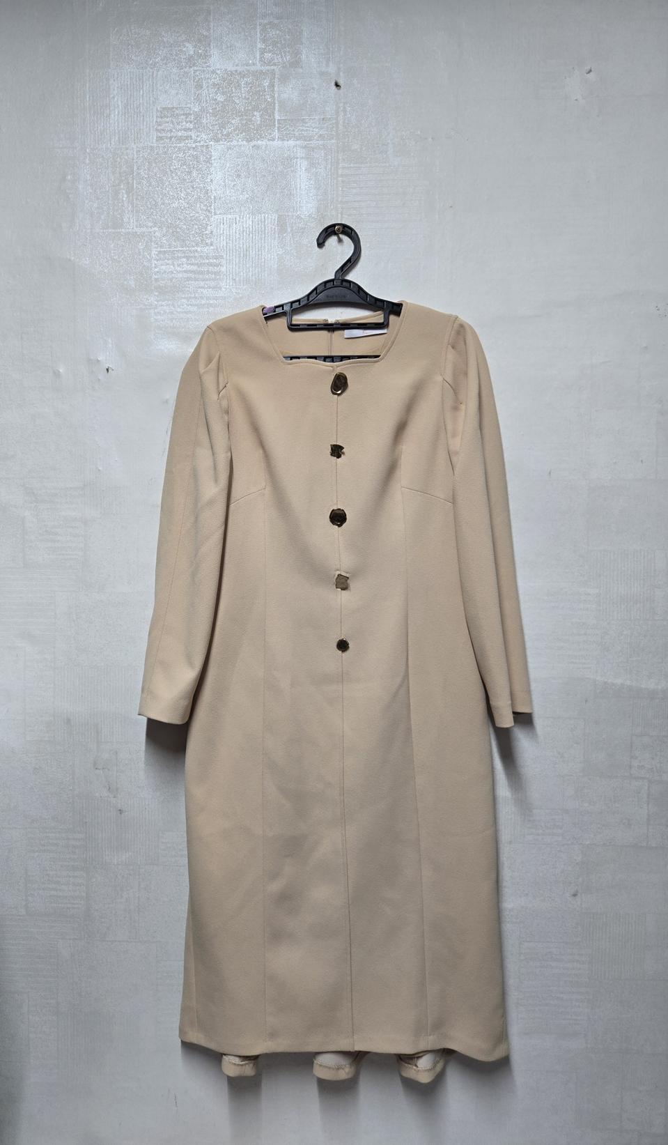 KL 바이린 베이지 원피스 66