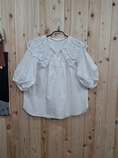 A+G  레이스 블라우스