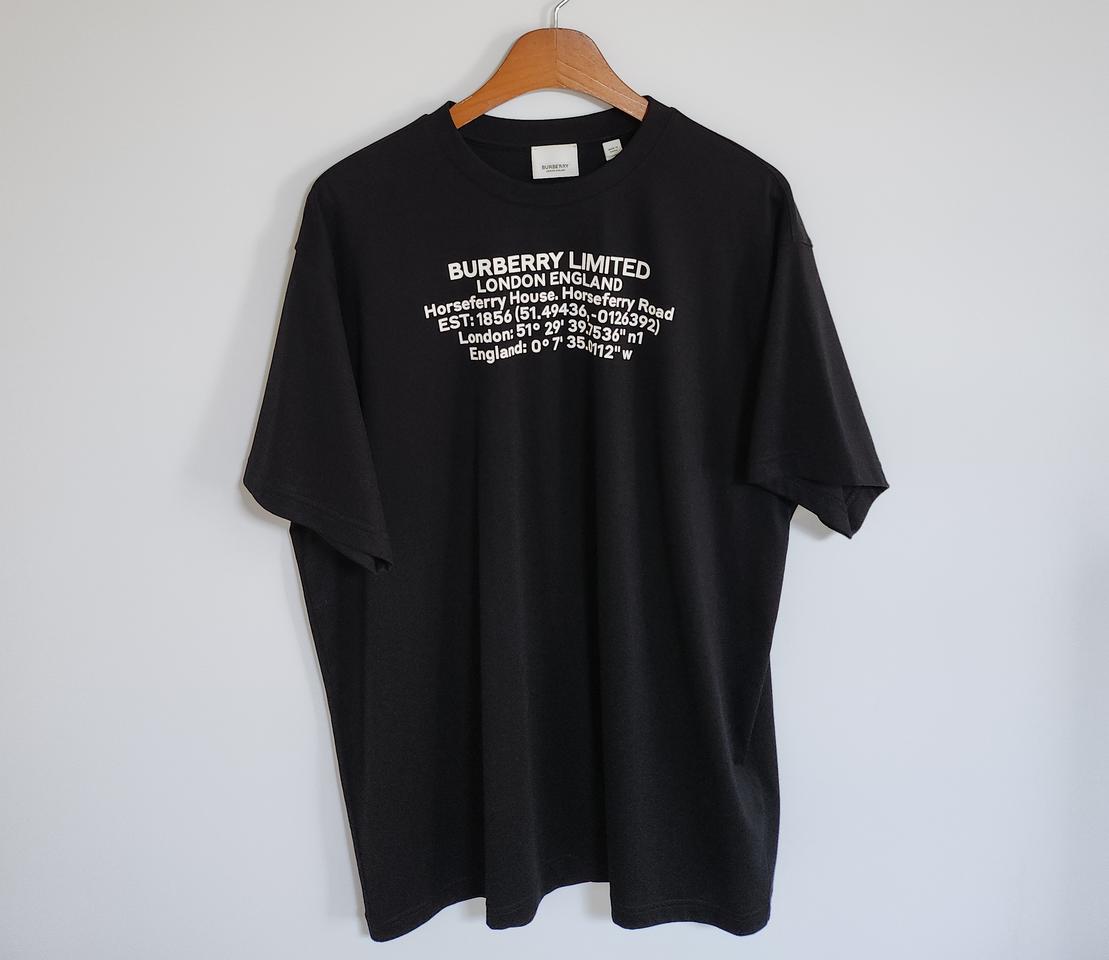 M 버버리 블랙 리미티드 로고 반팔티 8024628