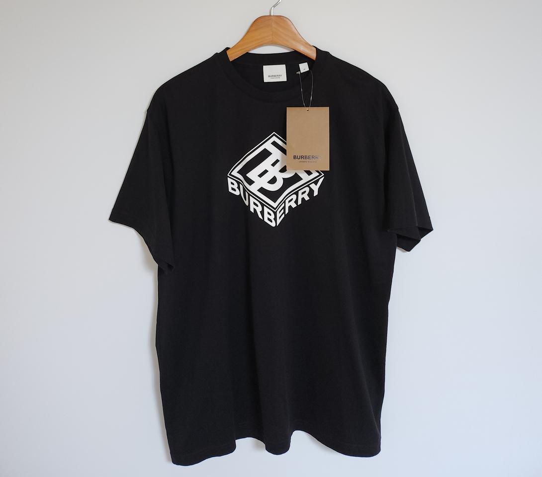 M 버버리 블랙 TB 로고 반팔티 8038543