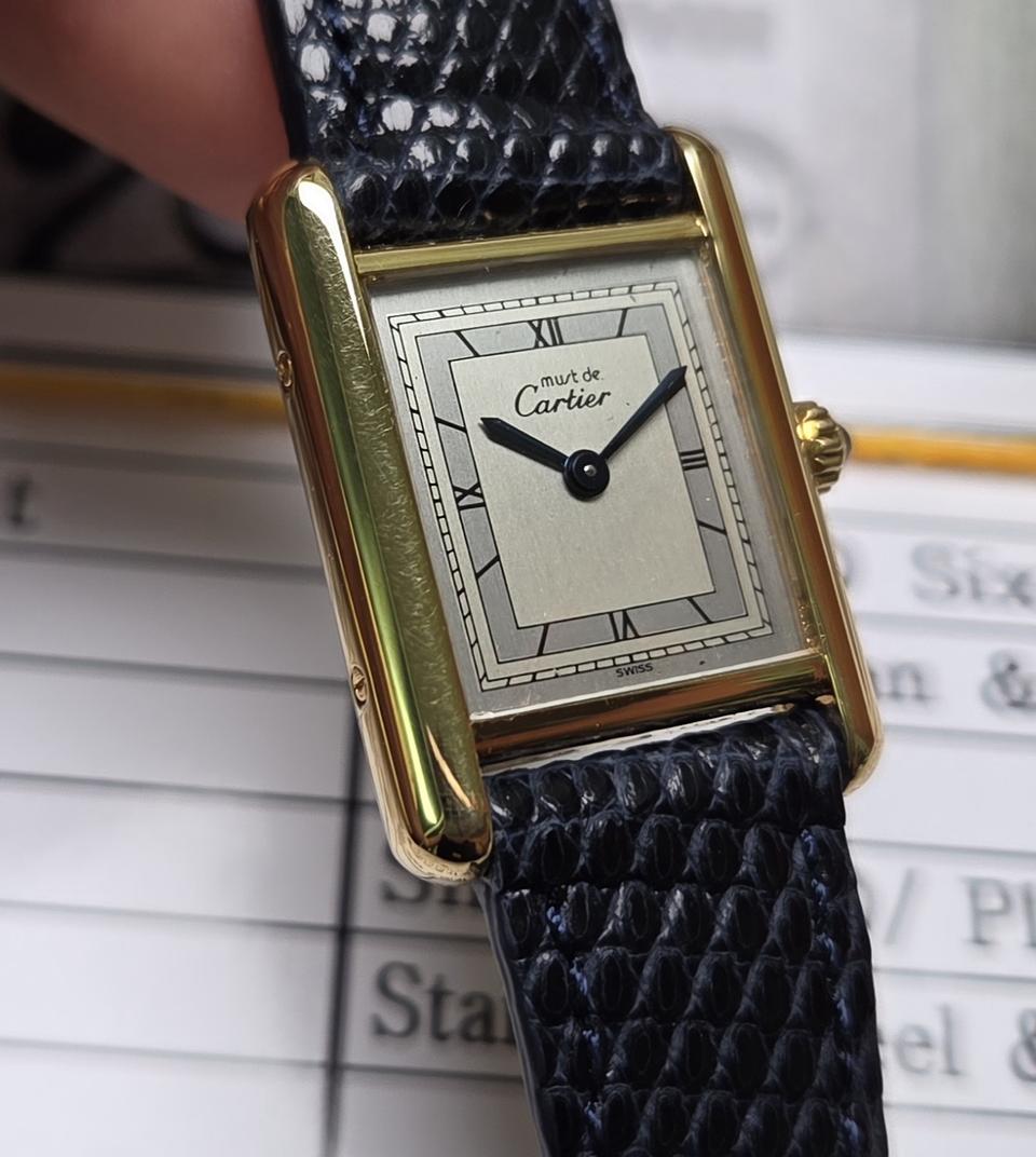 빈티지 까르띠에 머스트드 탱크 오리지널 희귀 실버로만 쿼츠 여성용 (감정