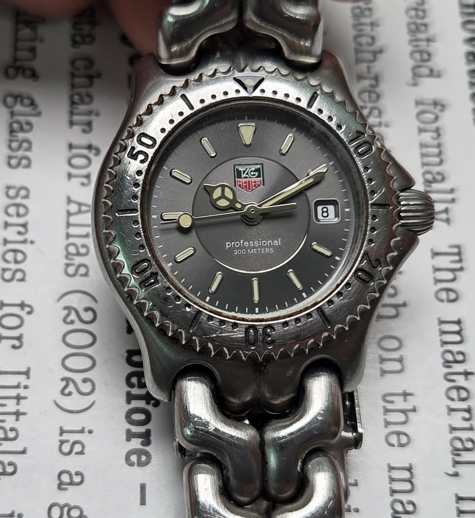 태그호이어 셀 프로페셔널 엘레강스 그레이판 쿼츠 여성용 브레이슬릿 ver