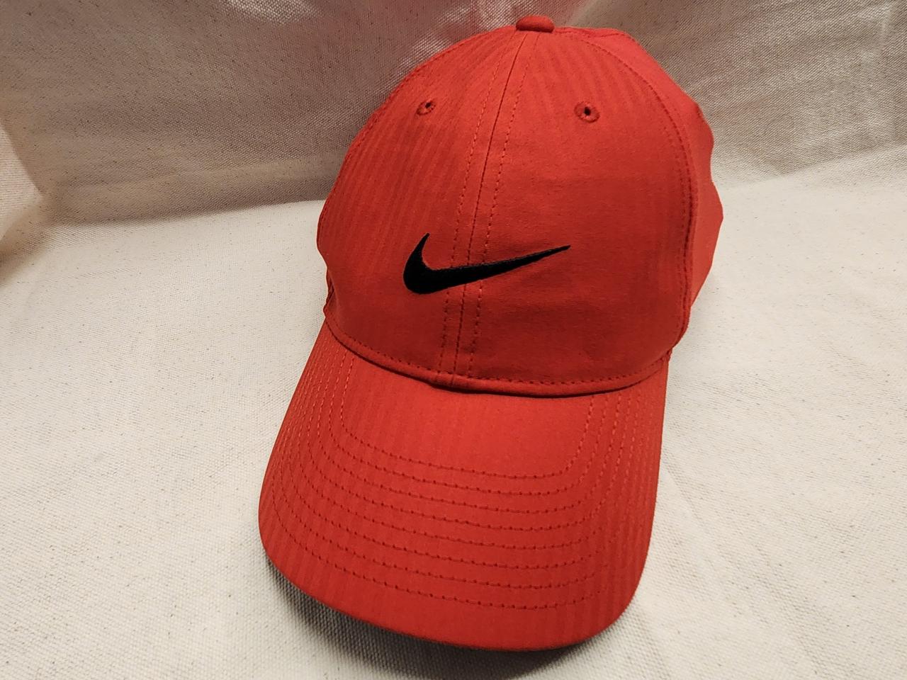 나이키 골프  볼캡 레드