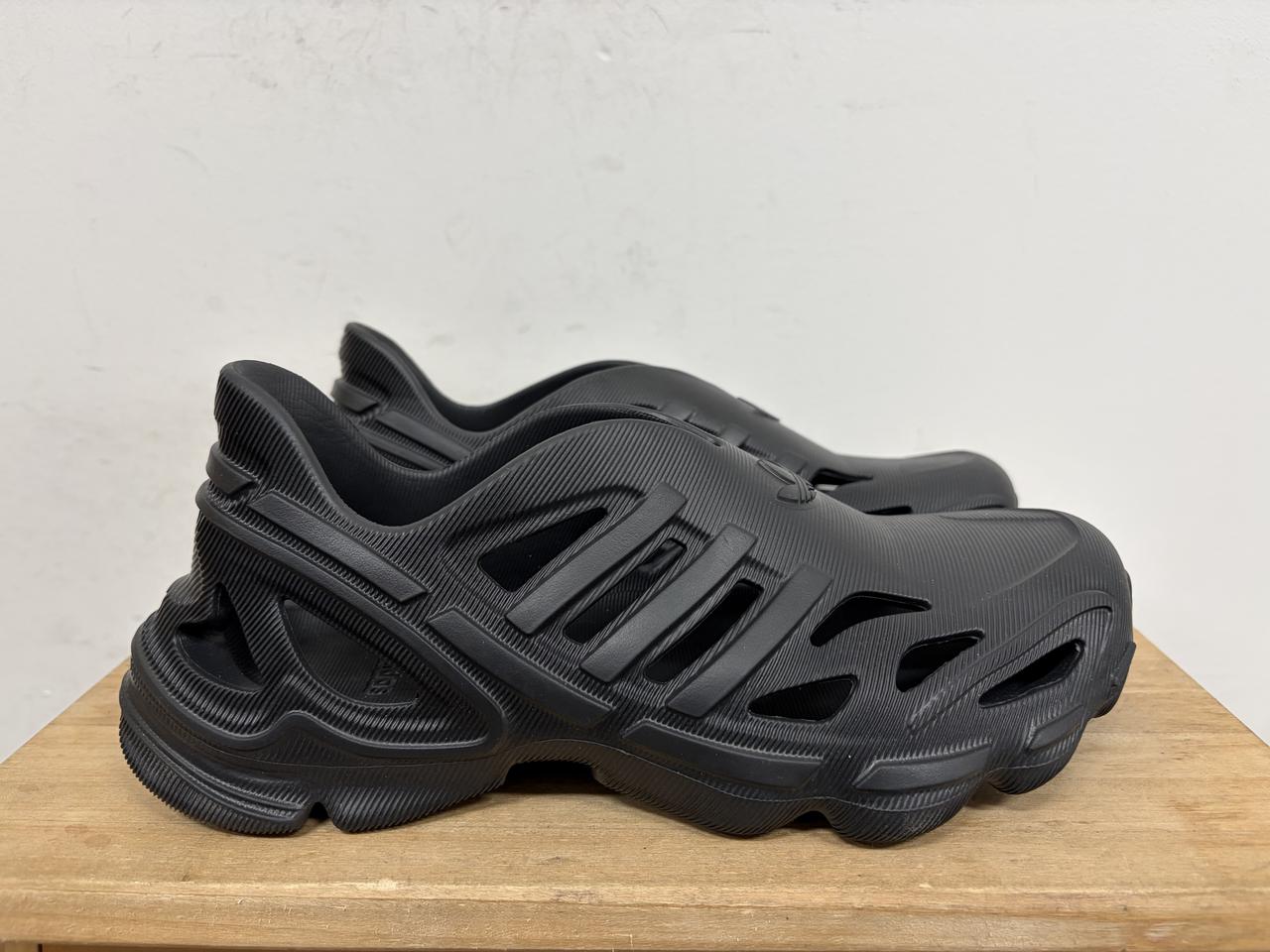 아디다스 아디폼 235 