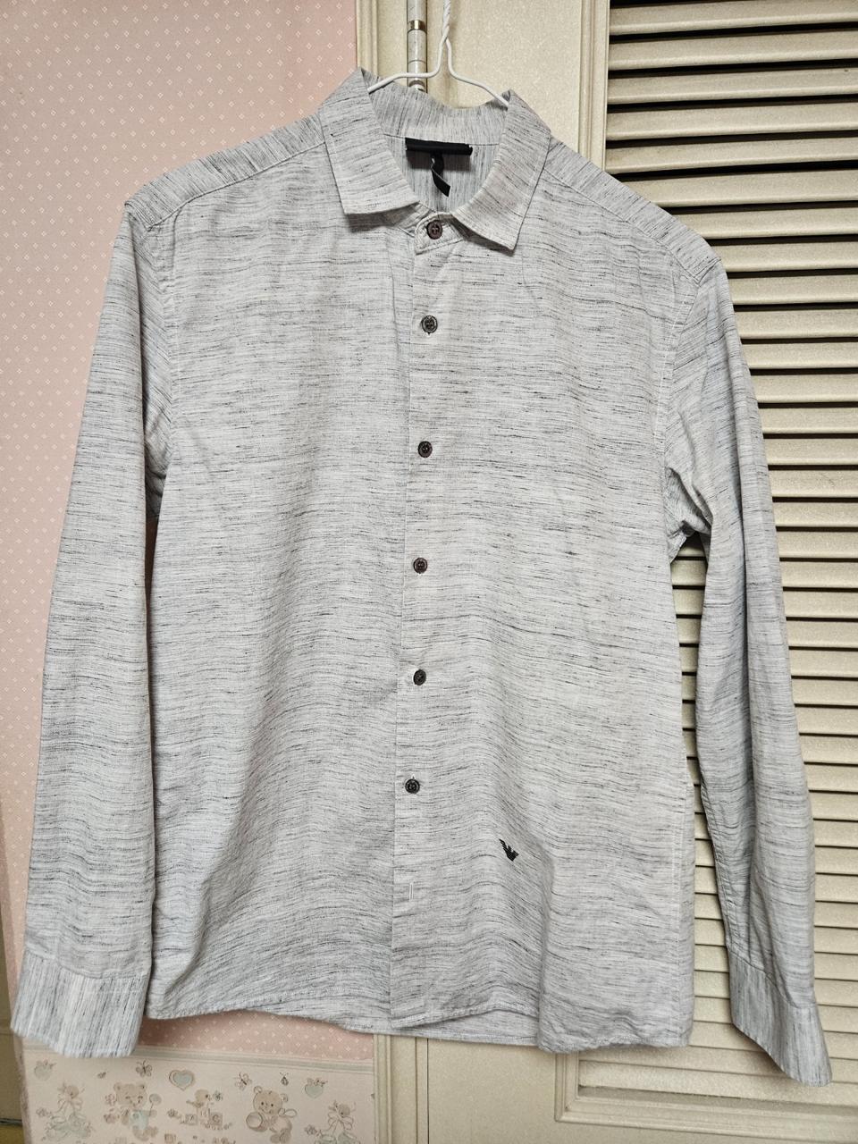 엠포리오 아르마니. 슬림핏 슬러브 니트 셔츠