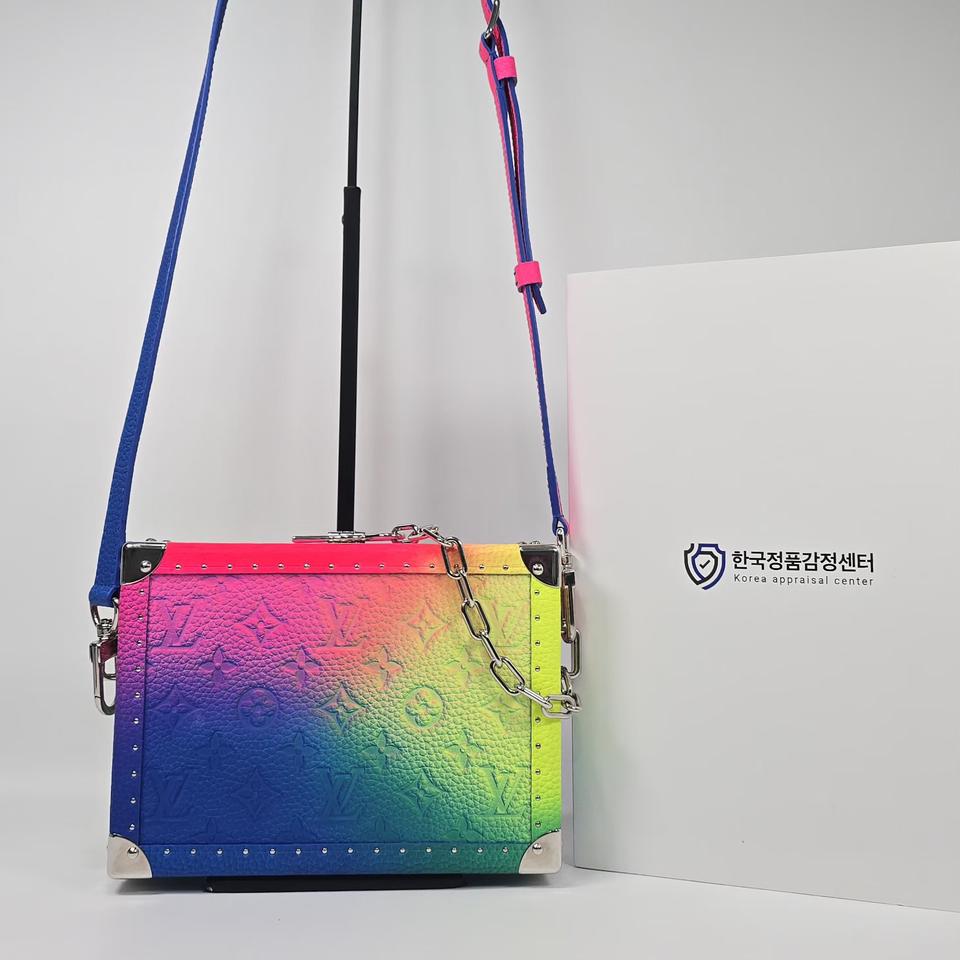 루이비통 모노그램 일루전 트렁크 백