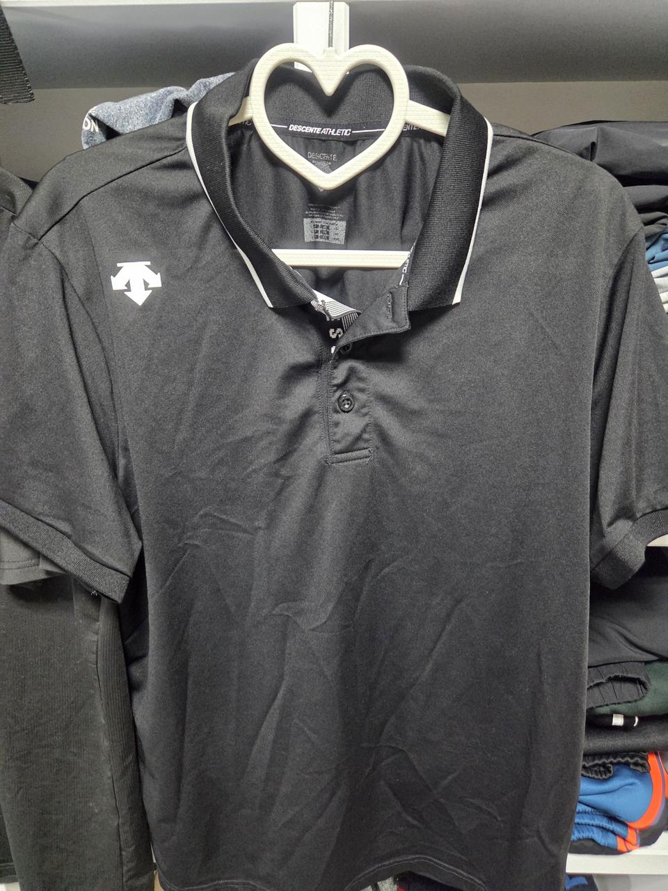 데상트 반팔 100