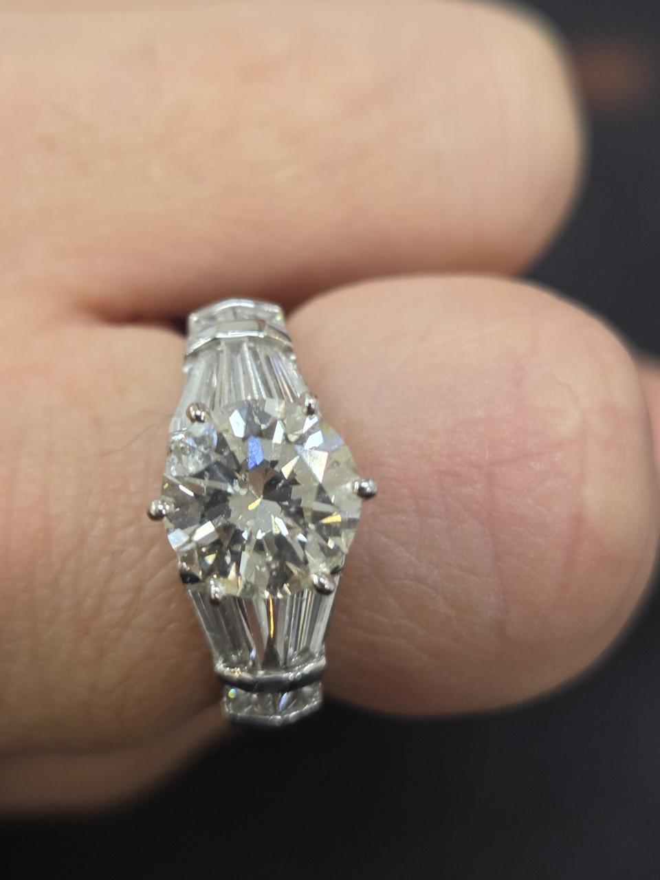 2캐럿 다이아반지