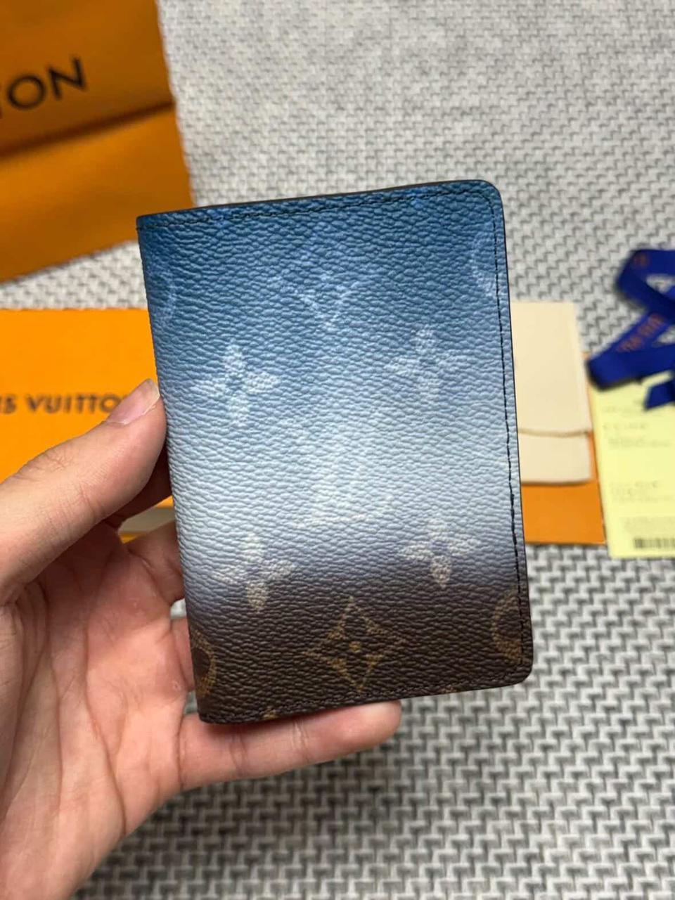 루이비통 모노그램 피그먼트 오거나이저 지갑