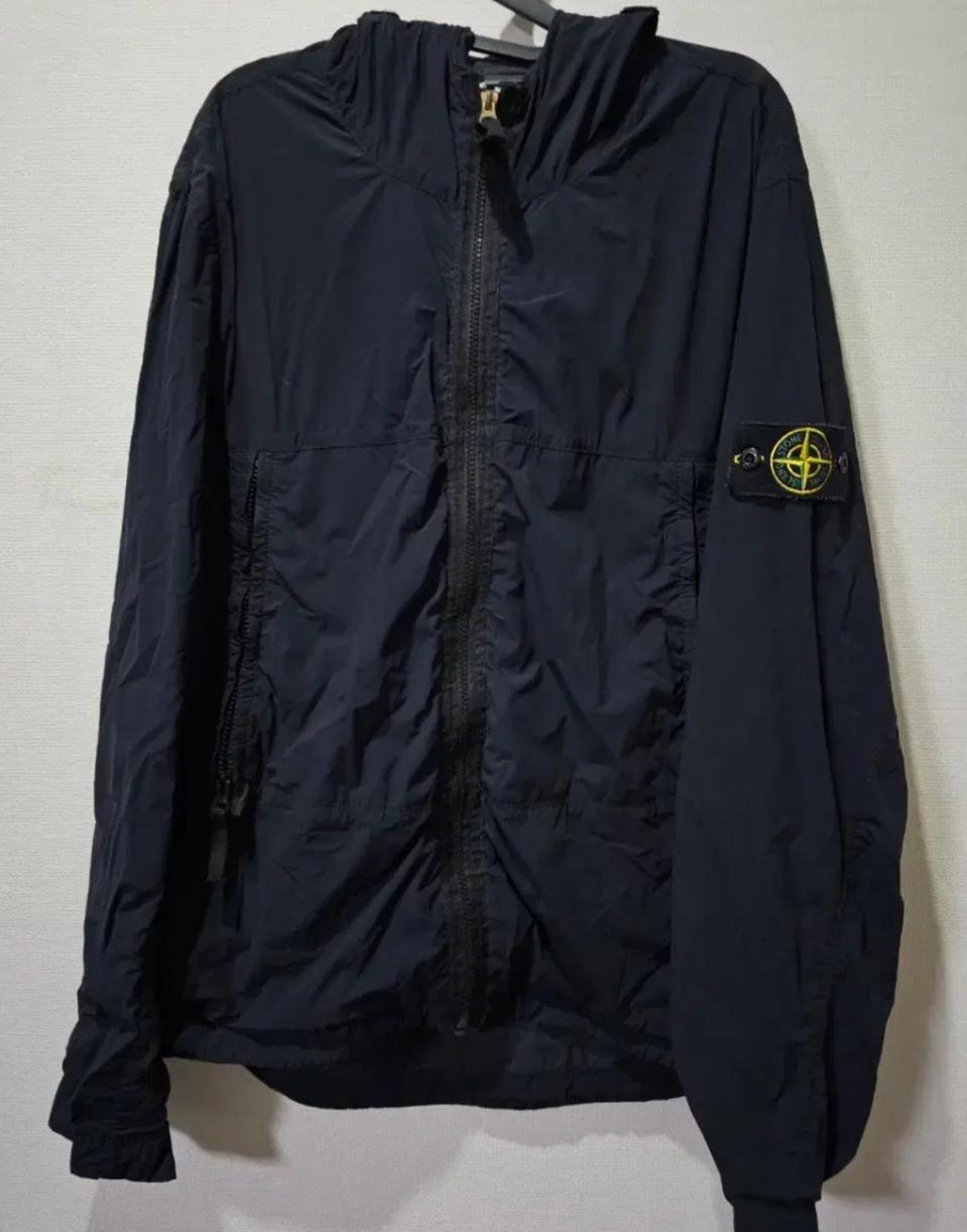 정품 스톤아일랜드 스킨 터치 와펜 후드 자켓 100 / L