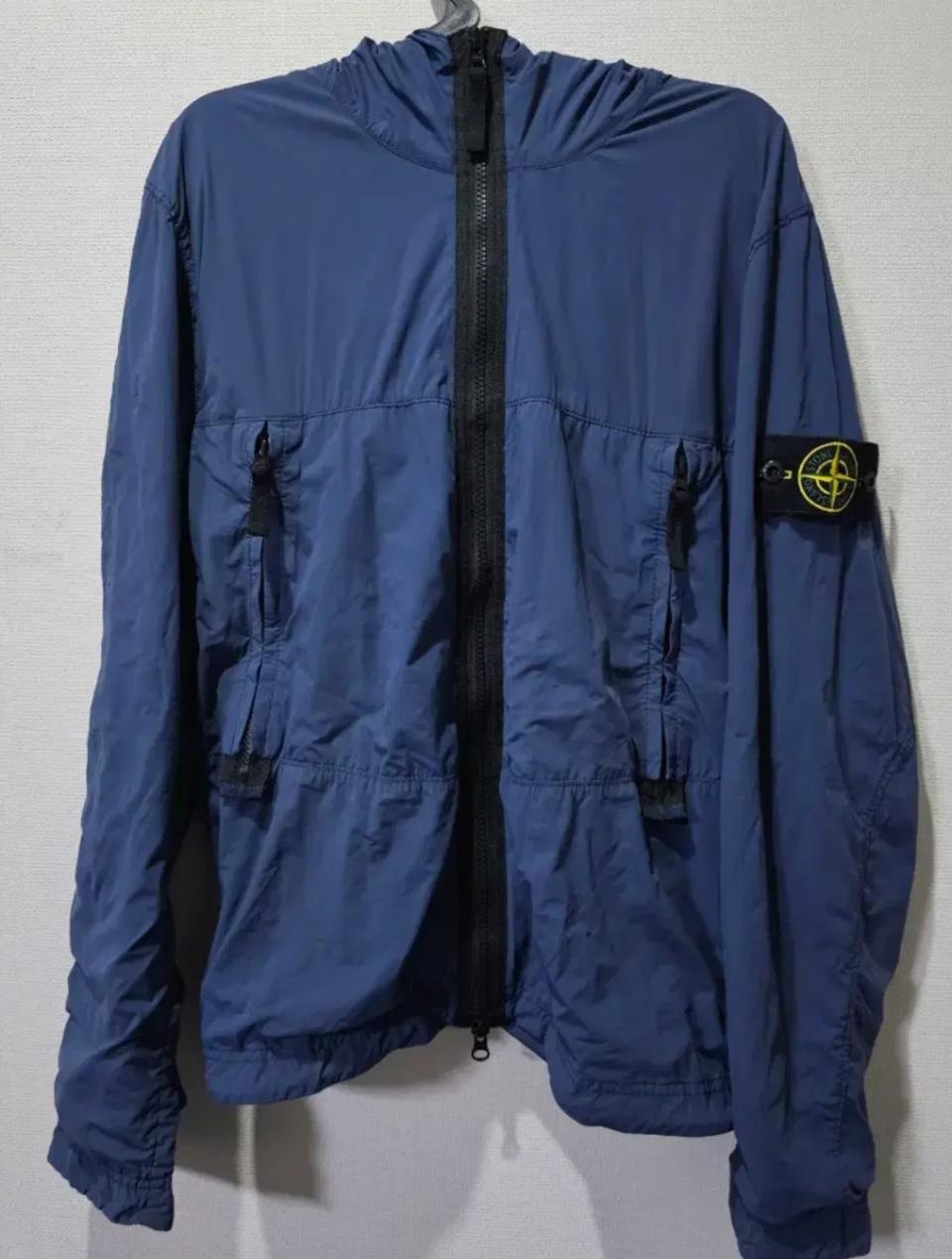정품 스톤아일랜드 스킨 터치 와펜 후드 자켓 90 / S