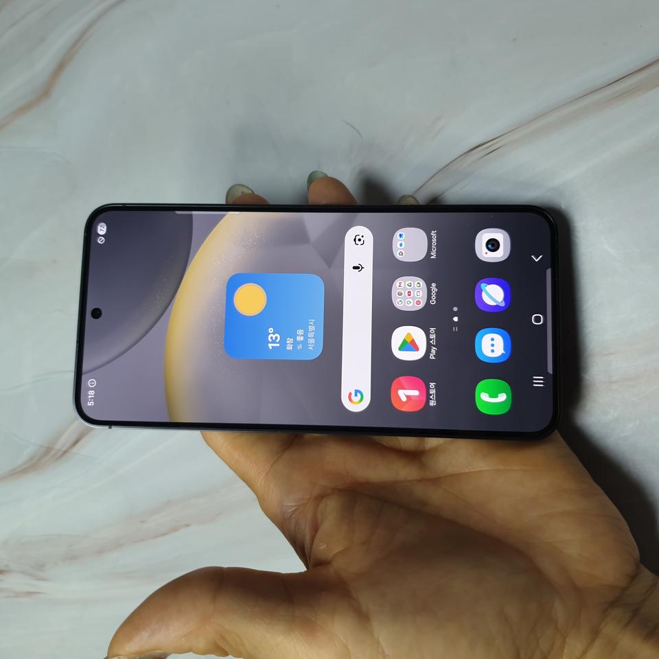 LG 갤럭시 S24 블랙 256G S급 판매합니다