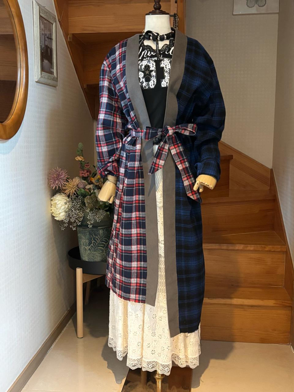 믹스 체크 롱 가운 로브 스타일