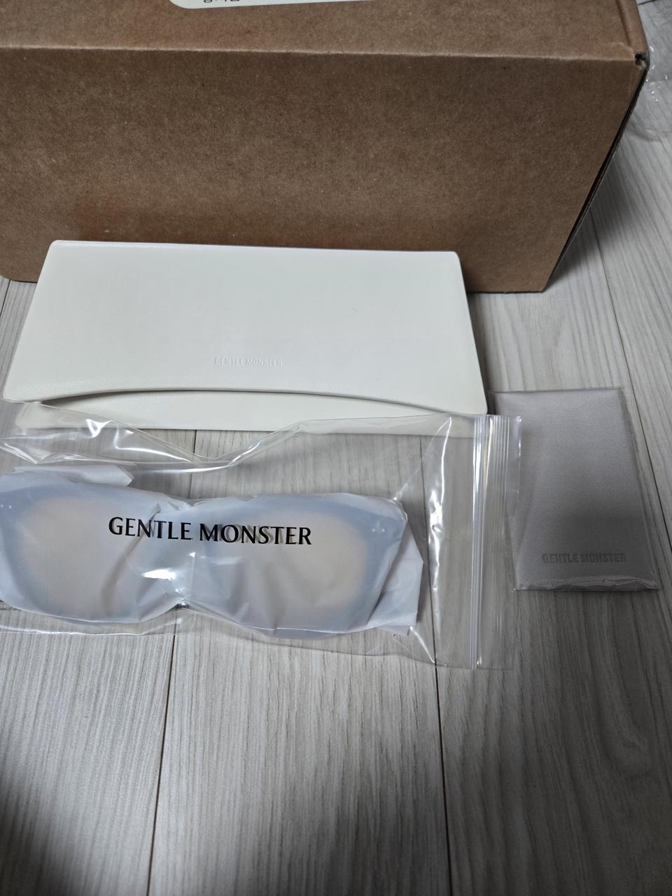 젠틀몬스터 랭 오렌지 틴트렌즈 선글라스