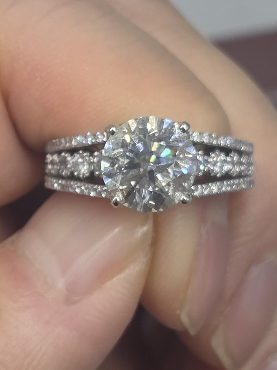 3캐럿 다이아 반지