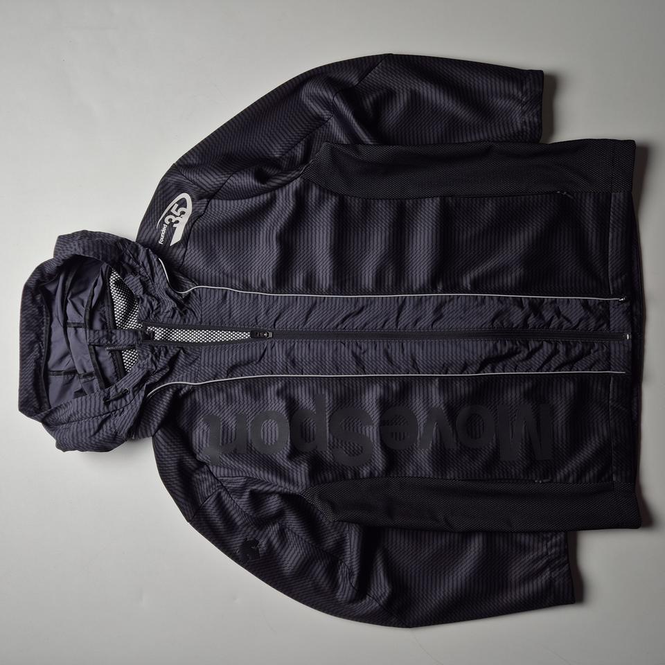 [105] 데상트 후드자켓