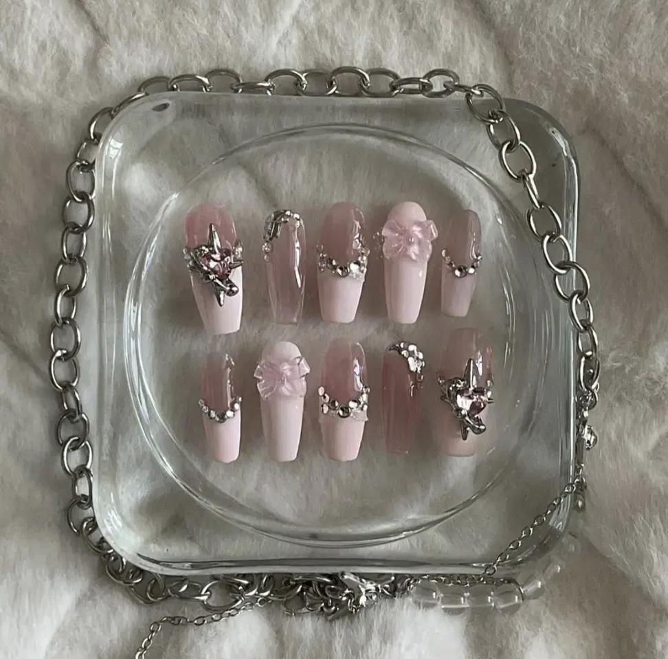 큐트코어 수제네일팁