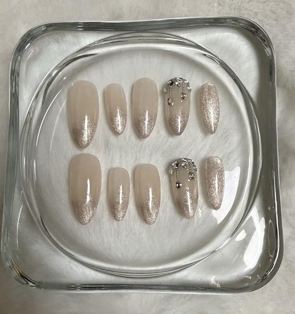 자석젤 수제네일팁