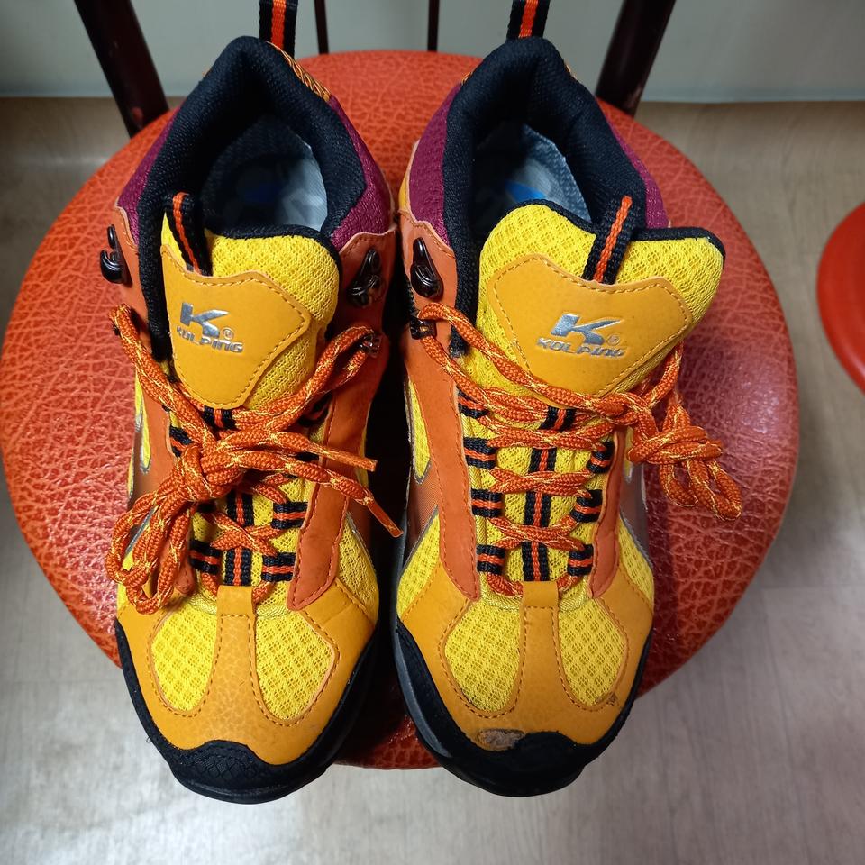 콜핑 등산화 235