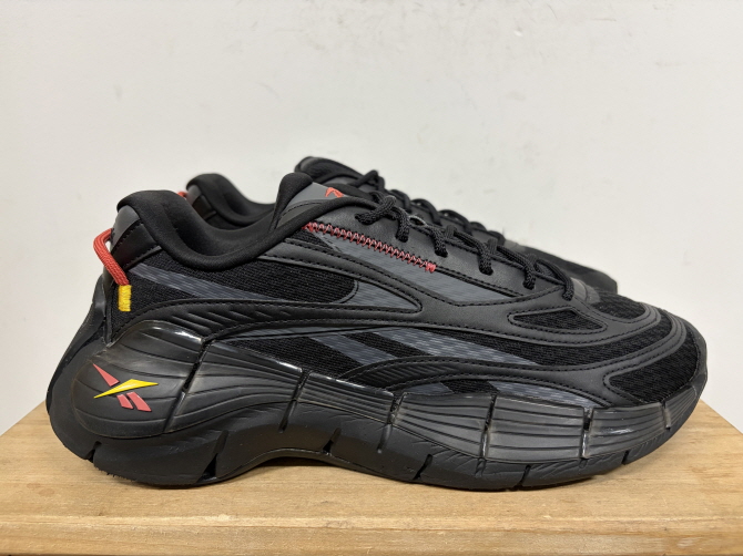 리복 남성 운동화 270