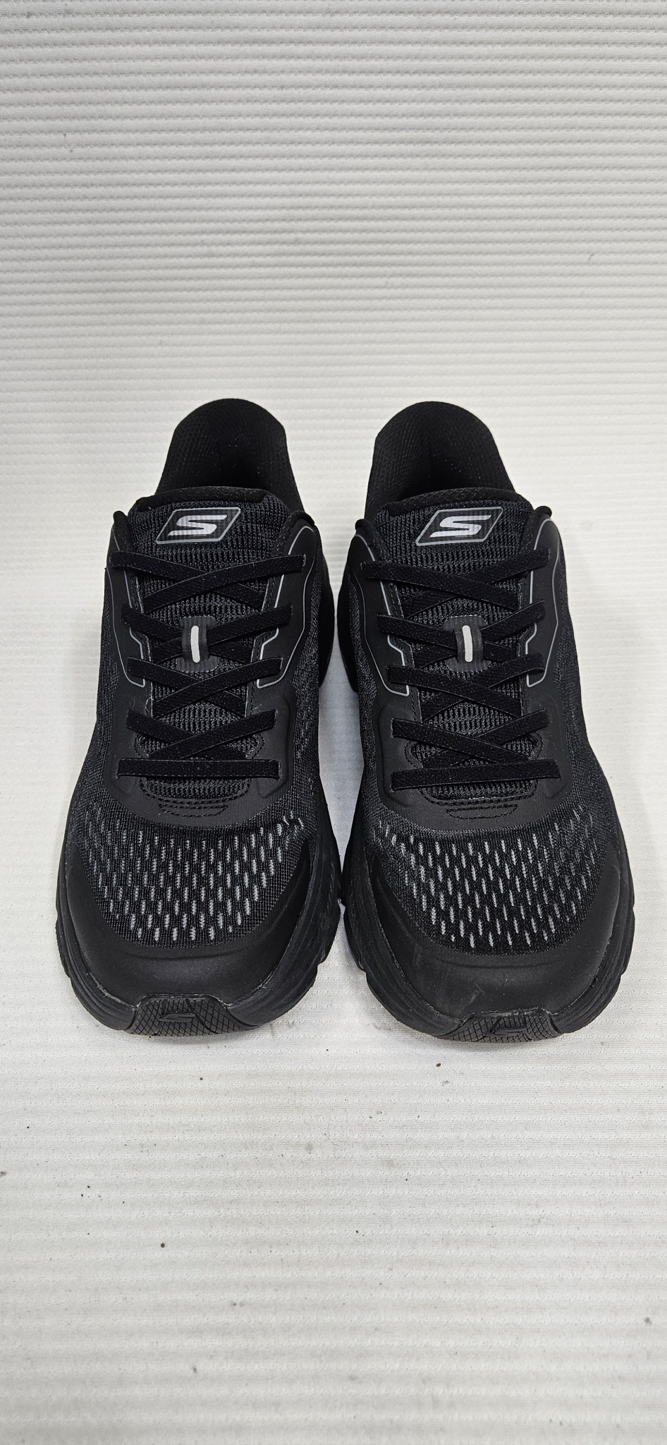 스케쳐스 220553 맥스쿠셔닝 아치핏2.0 슬립인스 280사이즈