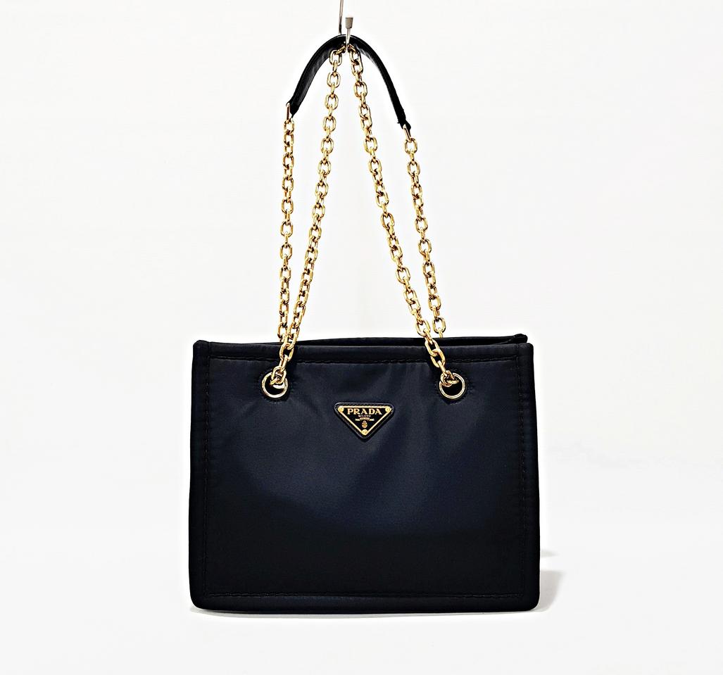 정품)프라다 삼각로고 체인 숄더백 패딩백 1BG271