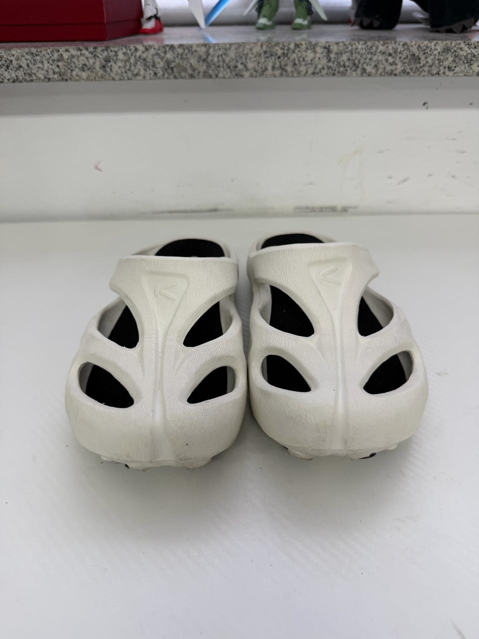 정품) KEEN 킨 샨티 슬라이드 샌들 M7-8