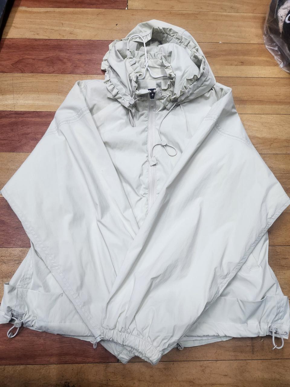 커터앤벅 후드잠바