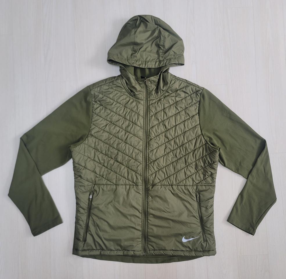 (L)나이키 에어로레이어 런닝 후드 자켓 판매합니다