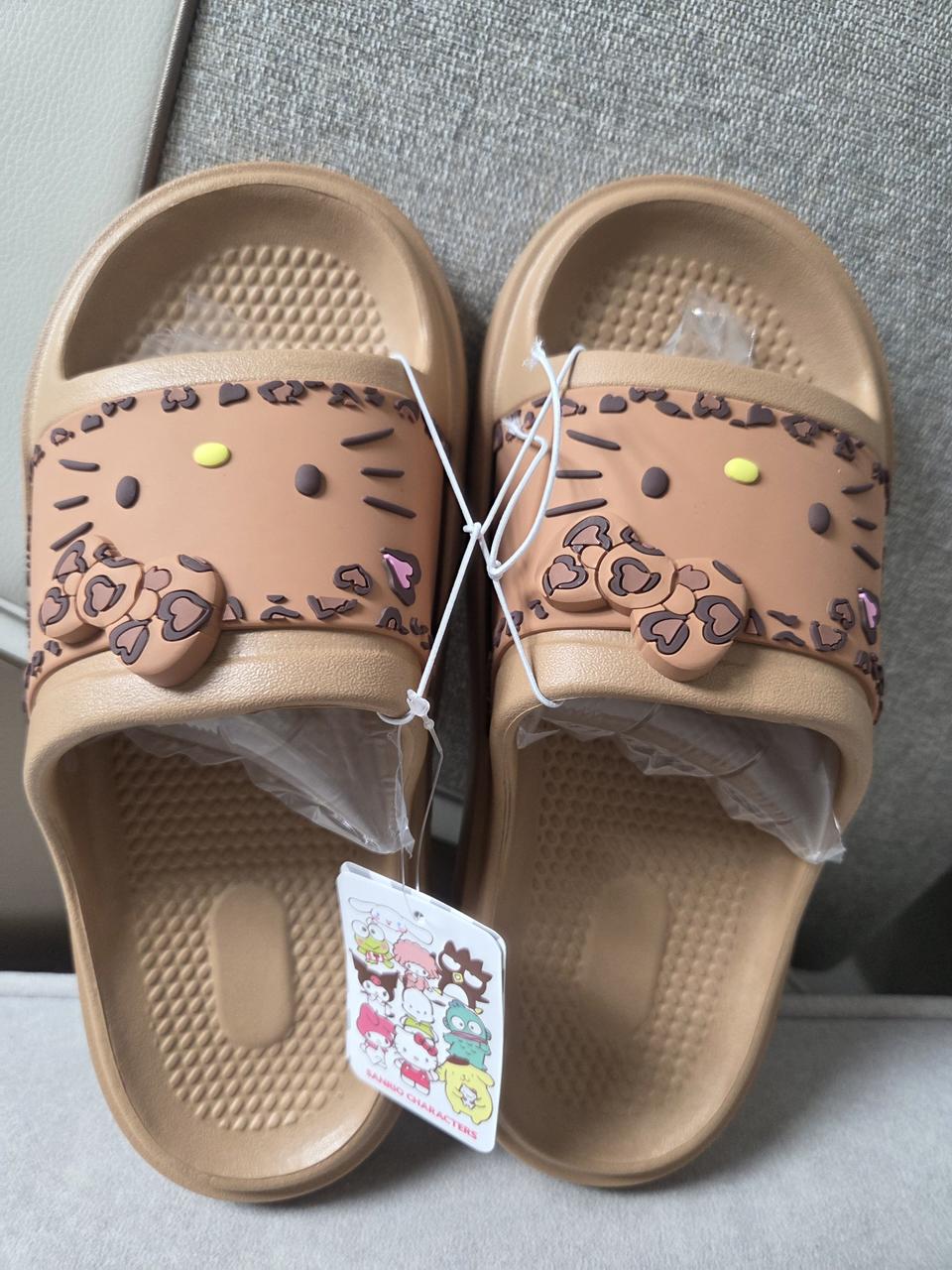 산리오 헬로키티 슬리퍼 250mm