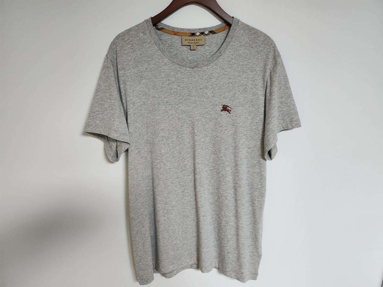 XL 버버리 그레이 기사 자수 반팔티 8003830