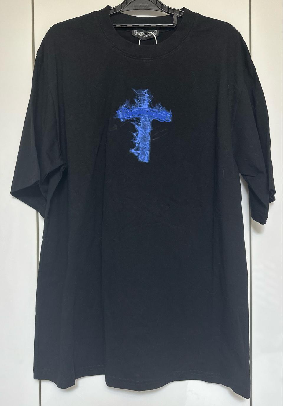 크롬하츠 블루 크로스 엠보반팔 티셔츠 블랙