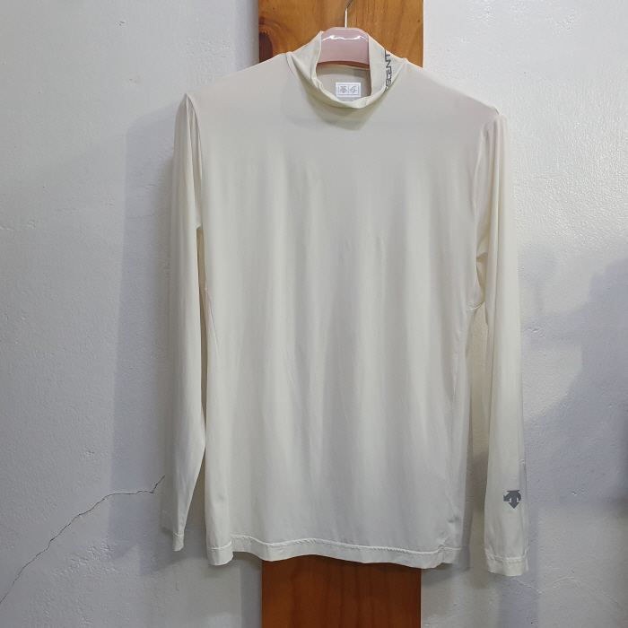 데상트 긴팔 골프티(110)
