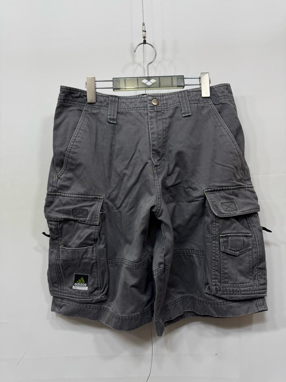 •100) 아디다스 이큅먼트 반바지