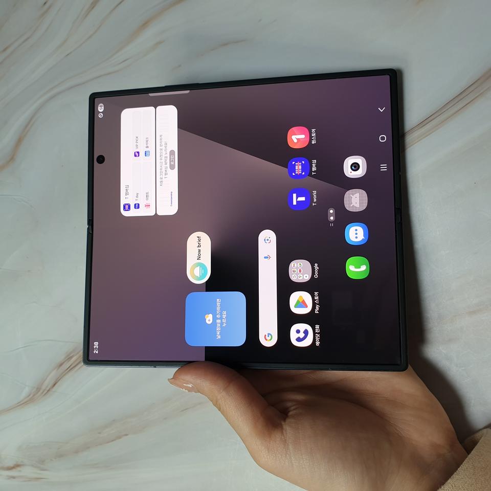 SK 갤럭시 Z폴드7 5G 블랙 256G 저렴히 판매합니다