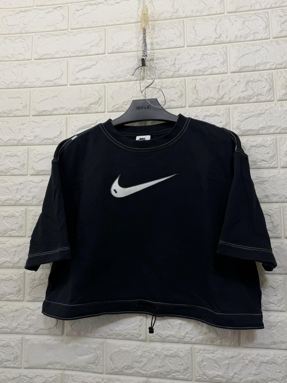 나이키 크롭 반팔 S