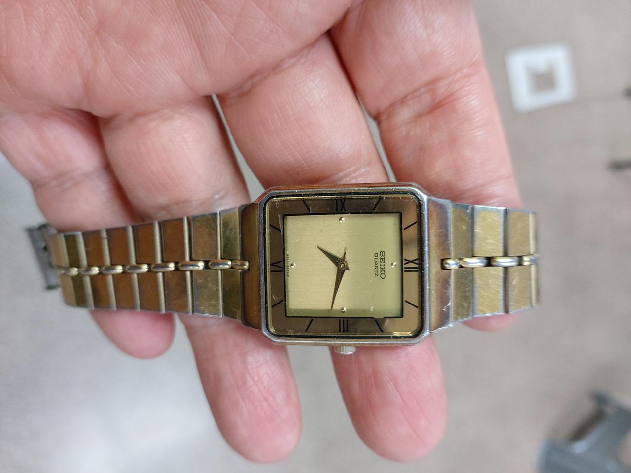 세이코 빈티지 사각 쿼츠 시계