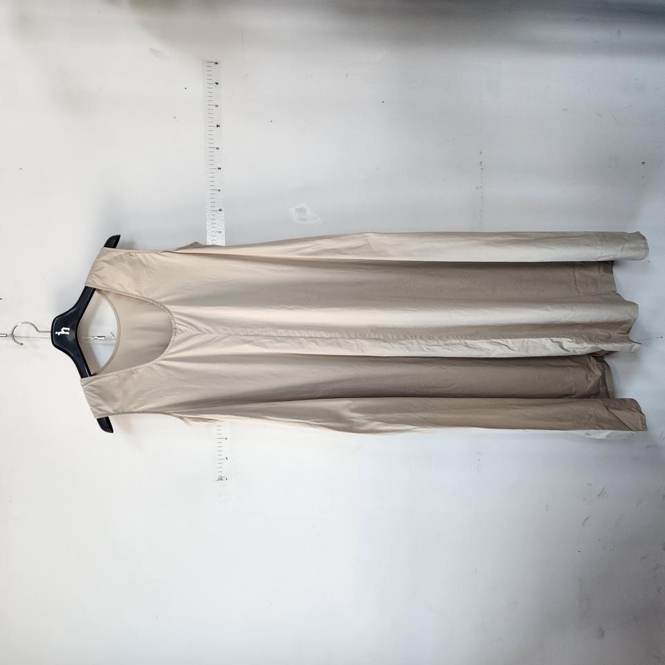 코스 베이지 롱 민소매 원피스