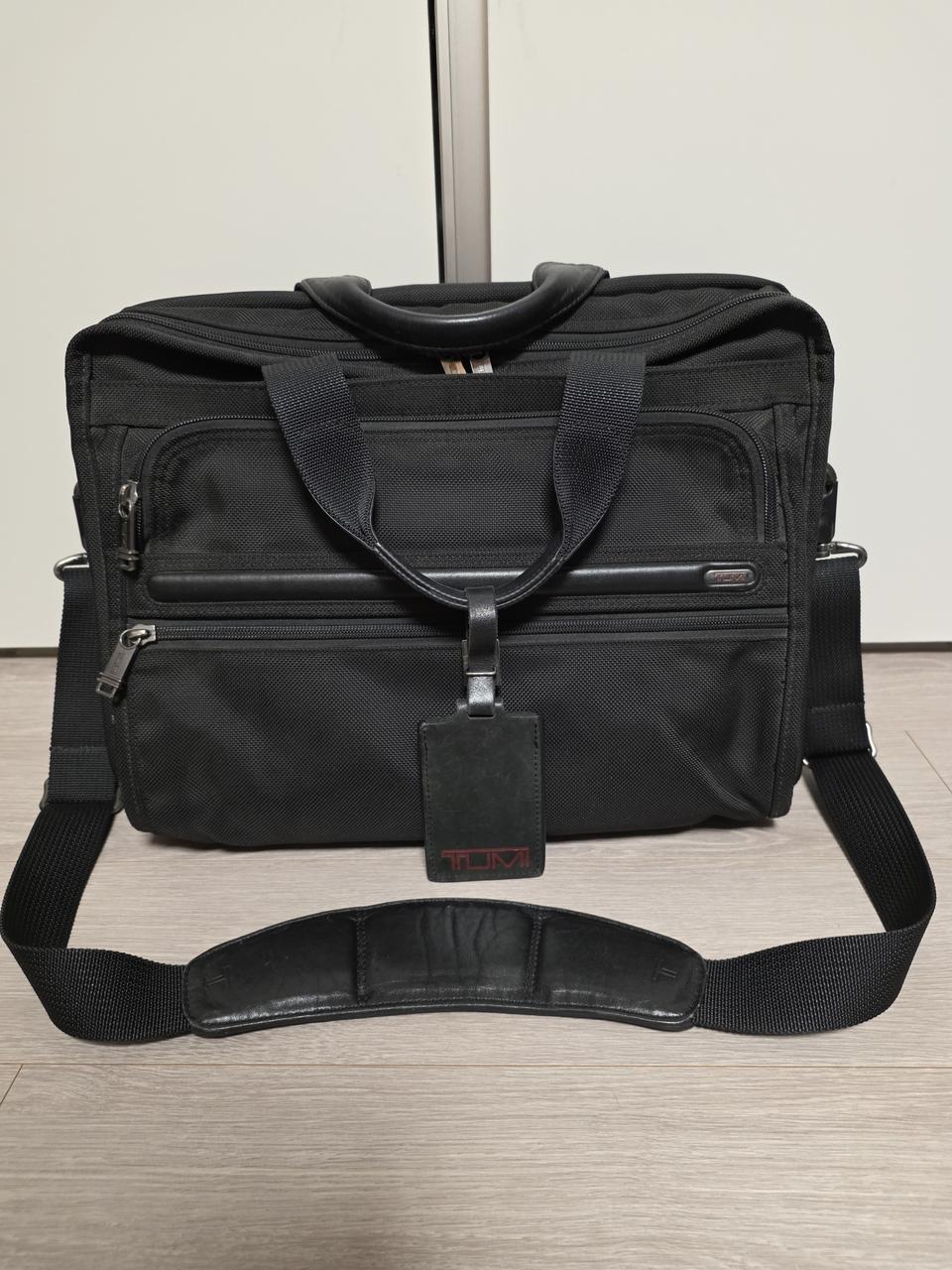 투미(TUMI) Alpha Essential Brief Laptop