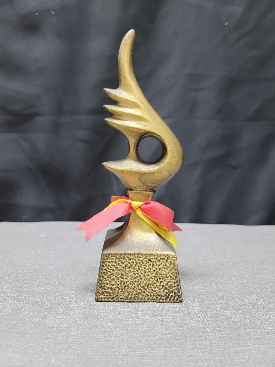 황동 트로피 근대사