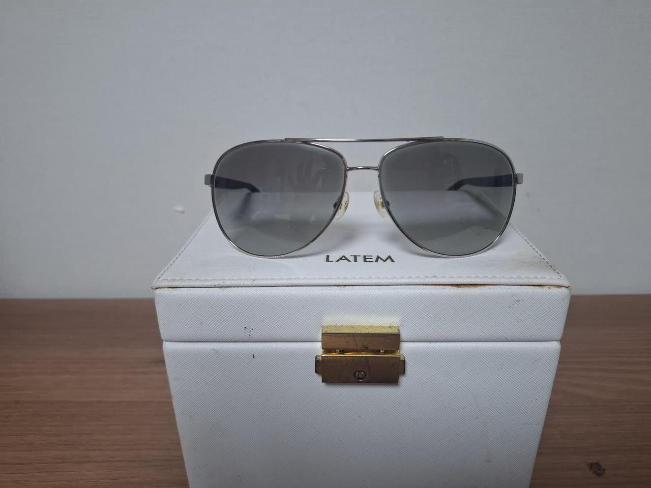 프라다 선글라스