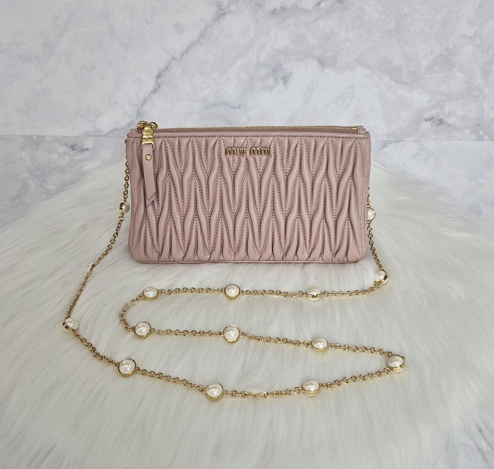 미우미우 마케라쎄 펄 미니 크로스백 5BPO73