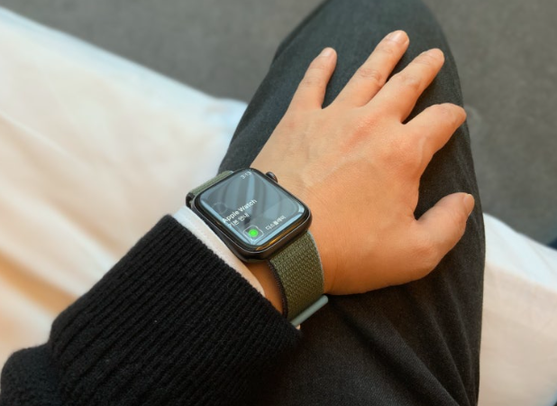 애플워치6 44mm 티타늄 셀룰러 GPS