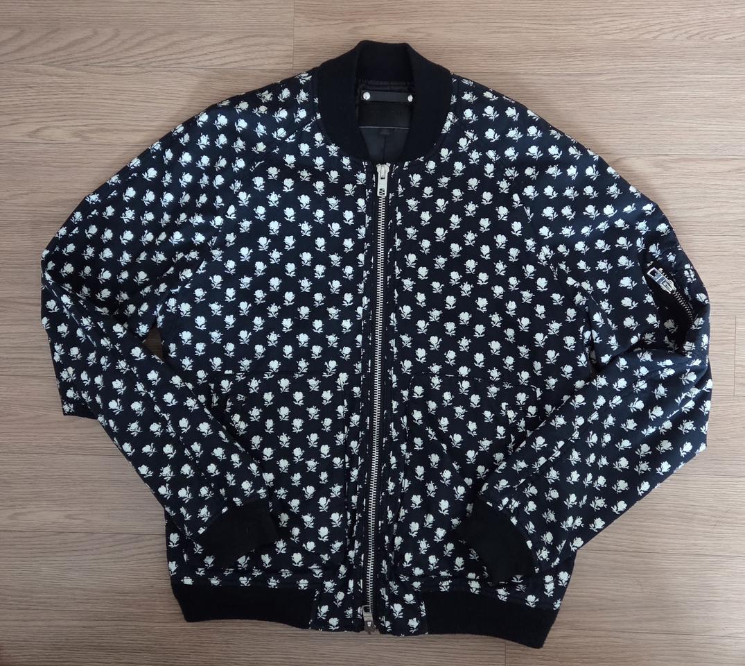 코치 (COACH) 플라워 무늬 블루종 재킷