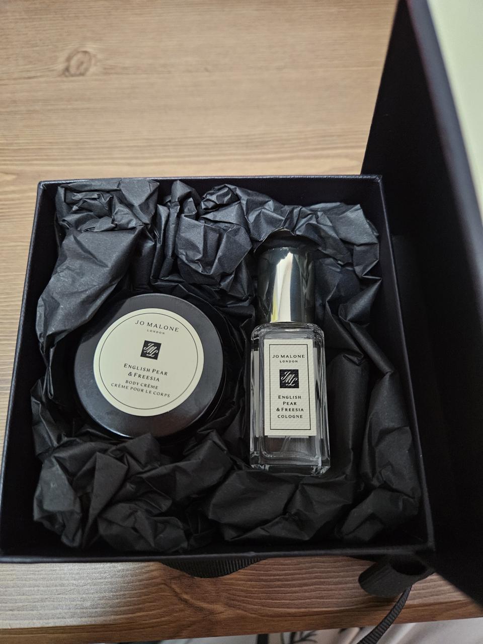 조말론 잉글리쉬 페어 앤 프리지아 코롱 & 바디크림