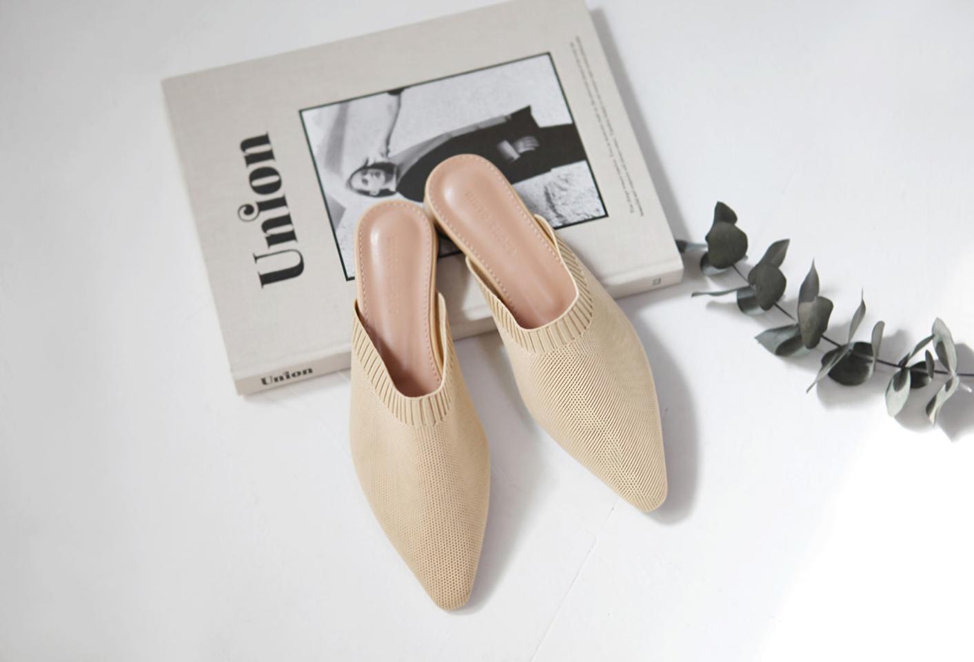 새상품 특가❤ 뾰족코 니트뮬 슬리퍼