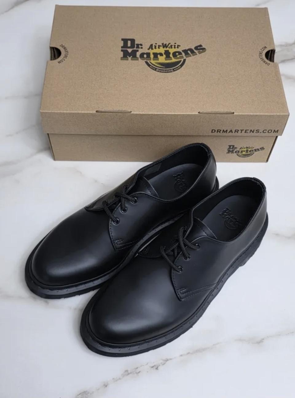 닥터마틴 스무스 3홀